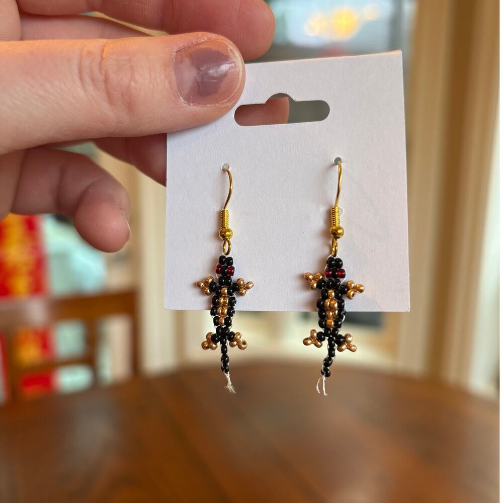 Adorable 90's Style Beaded Lizard Earrings